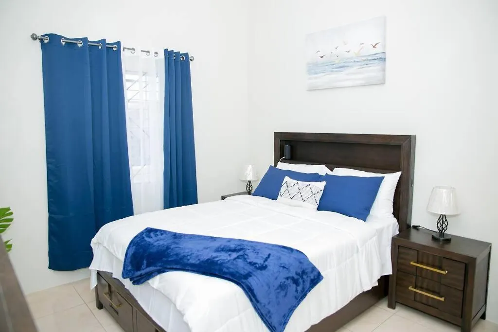 Tracey'S Place Portmore Holiday home